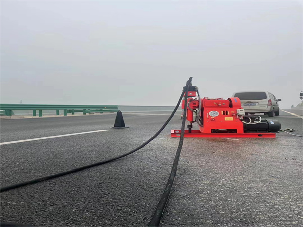 临汾马路路基路面开裂下沉注浆加固灌浆