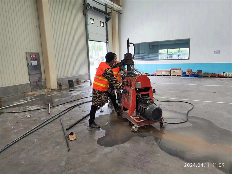 临汾厂房地面下沉塌陷注浆加固施工